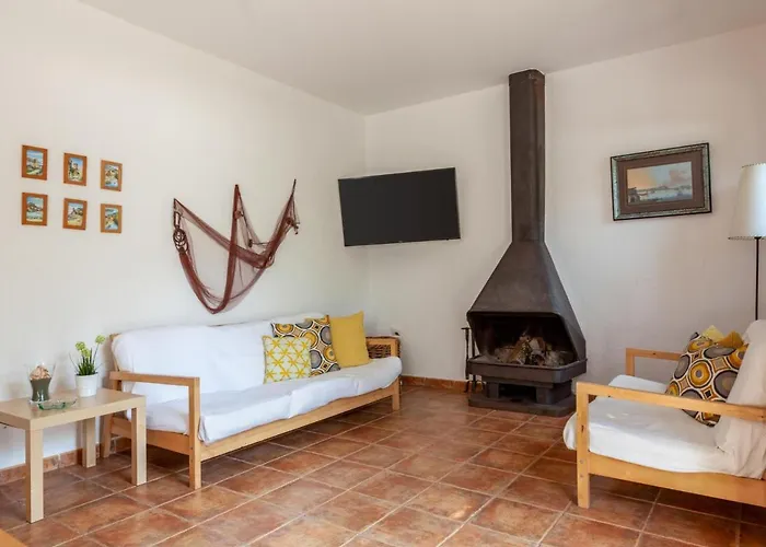 Lets Holidays Beautiful House In Tossa Nyaraló *